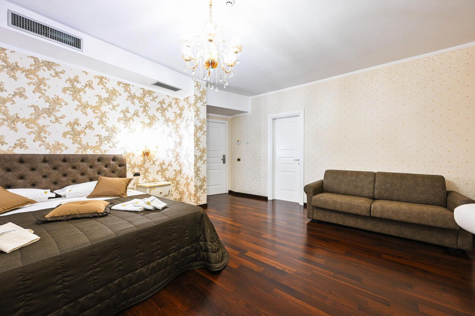 Hotel Mastrodattia เชลาโน ภายนอก รูปภาพ