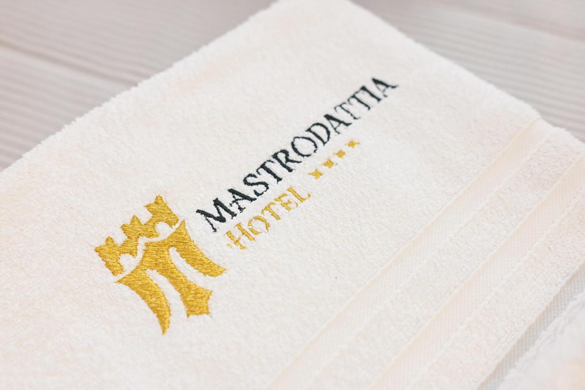 Hotel Mastrodattia เชลาโน ภายนอก รูปภาพ